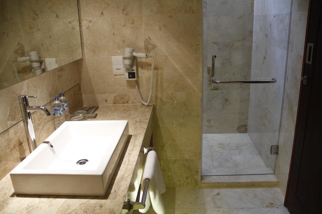 Kuta Angel Hotel - Luxurious Living Εξωτερικό φωτογραφία
